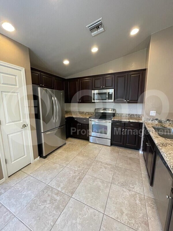 Foto del edificio - 4099 E Shadow Branch Dr