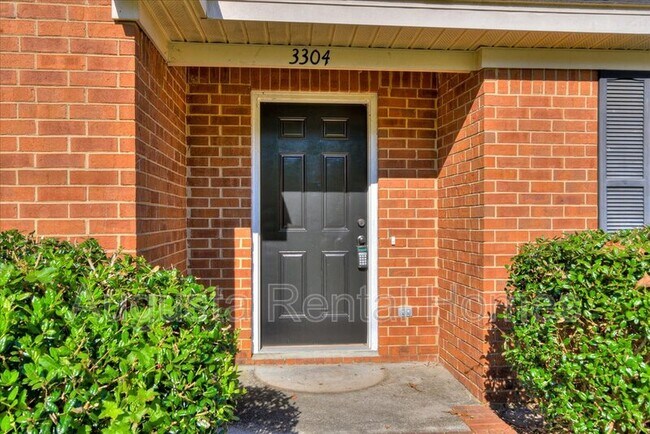 Building Photo - 3304 Wombles Ct