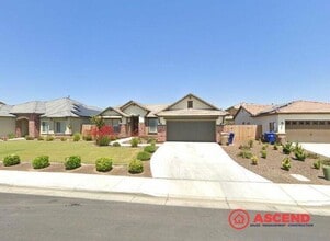 Building Photo - 8912 Wolf River Ave