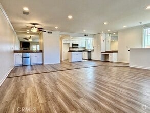 Building Photo - 5007 River Ave