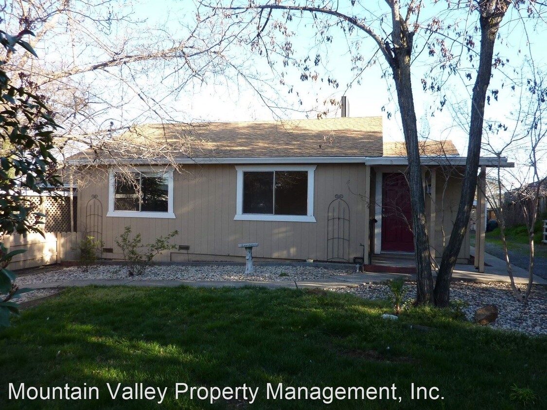 Primary Photo - 12115 Dry Creek Rd