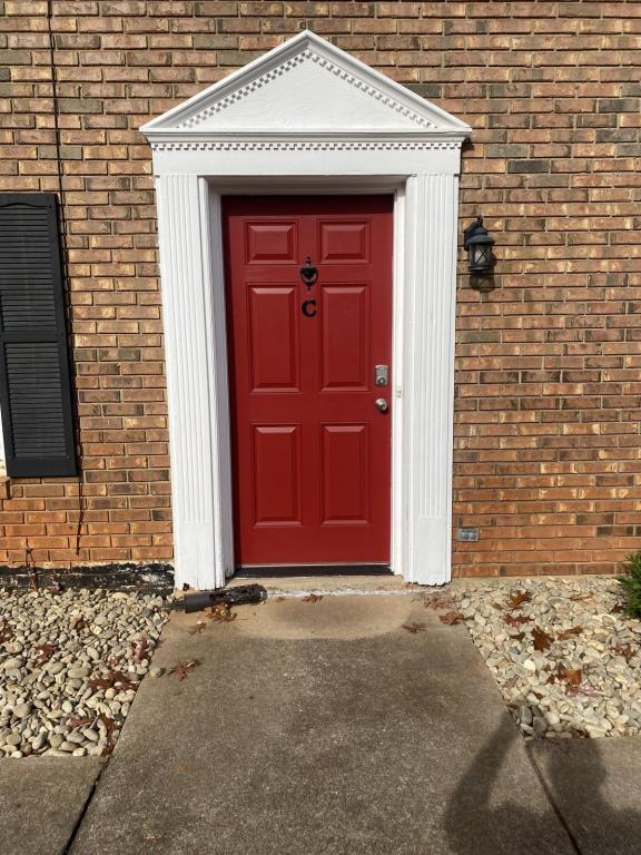 Foto del edificio - 112 State Rd S-42-7449