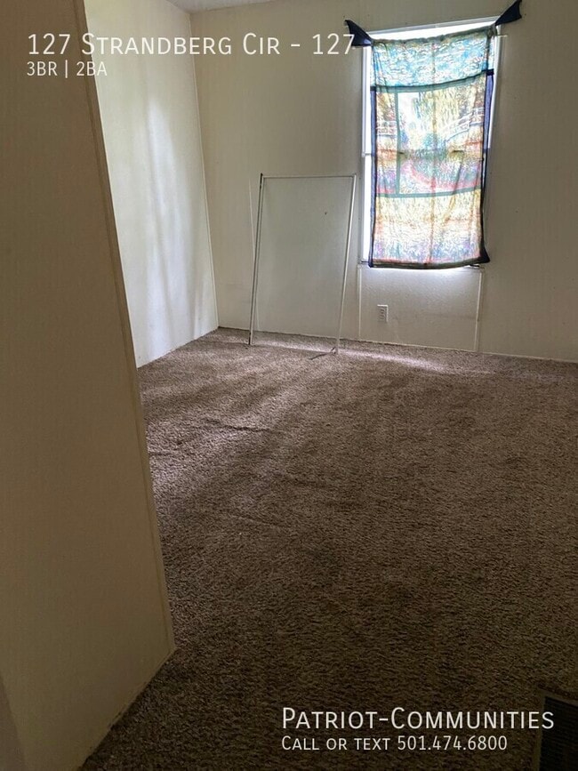 Building Photo - 127 Strandberg Cir