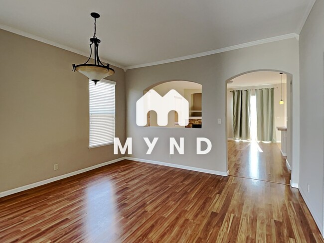 Building Photo - 10092 Cascade Falls Dr