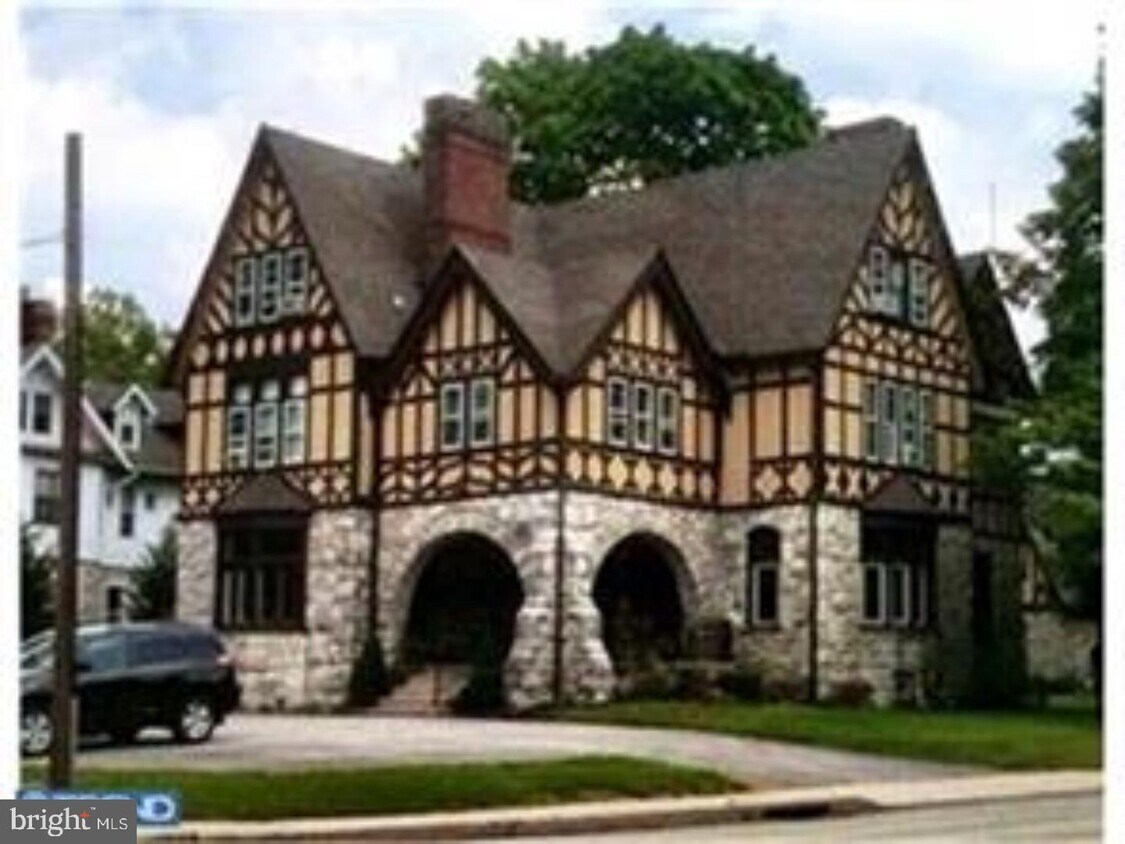 25 Montrose Ave Unit 6, Bryn Mawr, PA 19010 Apartment for Rent in