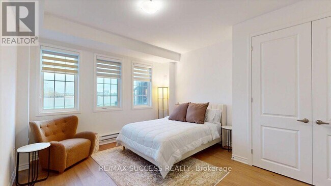 Building Photo - 3071 Travertine Dr