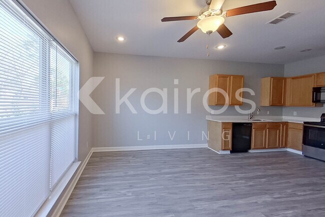 Foto del edificio - 10101 W 20th St