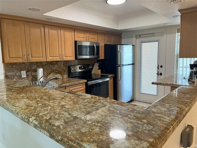 Building Photo - 3090 N Course Dr