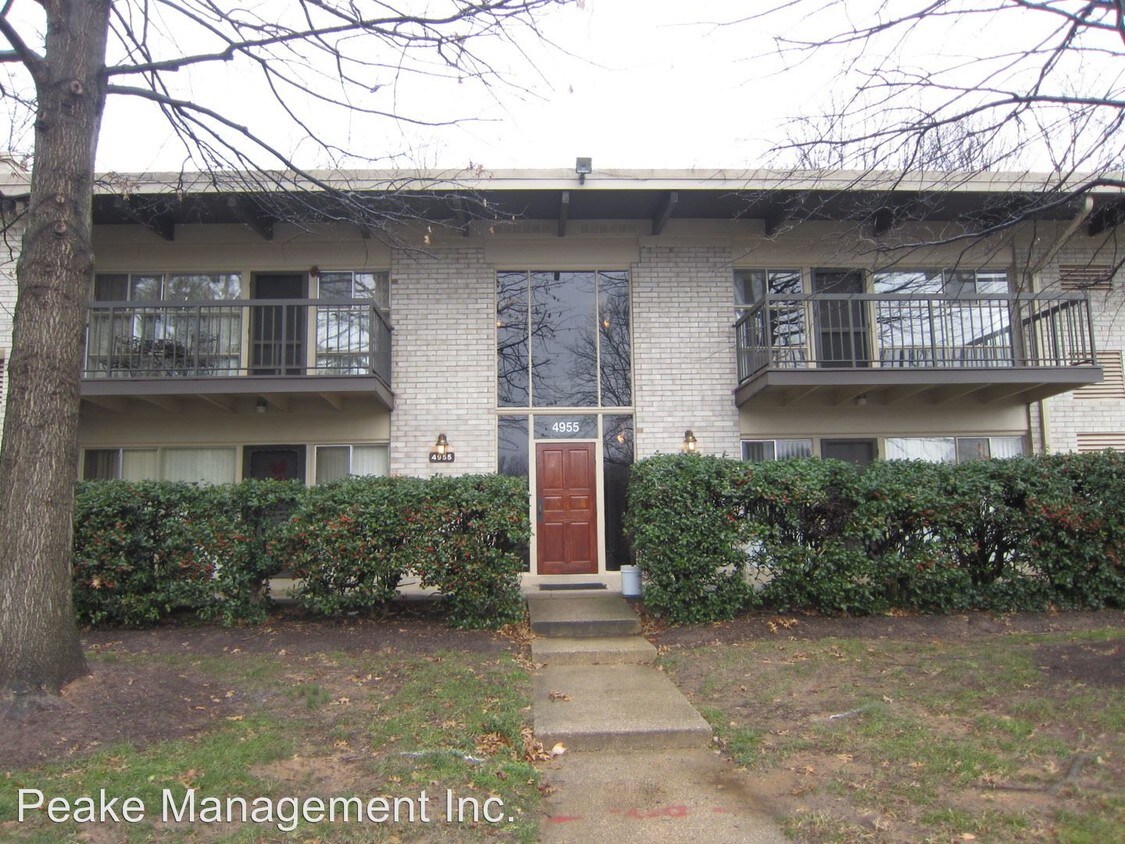 Primary Photo - 4955 Americana Dr