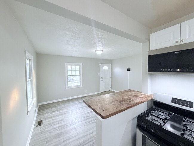 Building Photo - 3710 Fletcher Ave