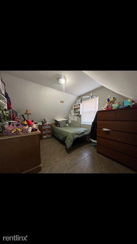 Building Photo - 3 br, 1 bath House - 2 Melville ny Long Is...