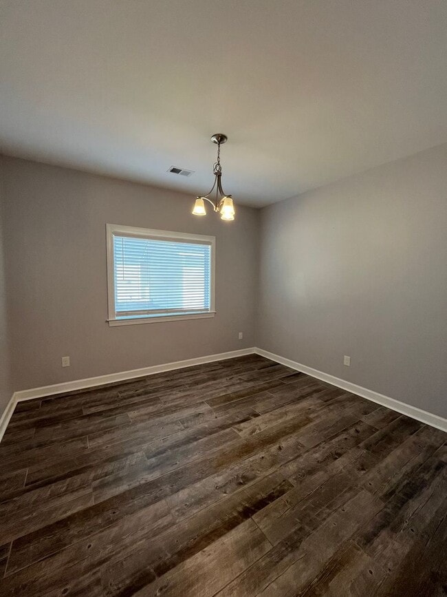 Foto del edificio - 3 Bedroom home with water views!