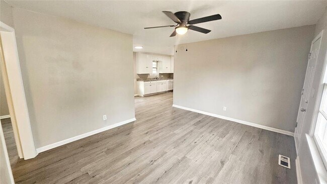Foto del edificio - 3320 NE 14th St