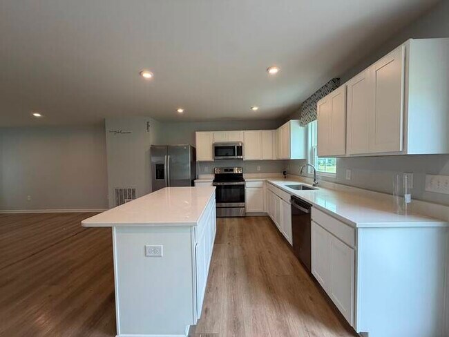 Foto del edificio - Galaxy Property Management