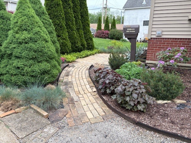 Patio1 - 1520 4th Ave