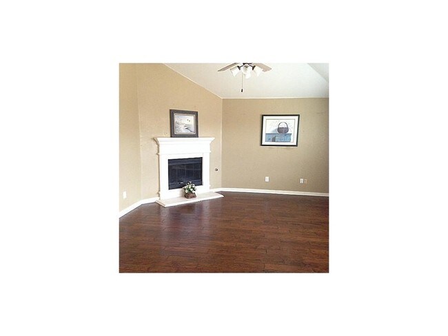 Building Photo - 7700 Uvalde Way