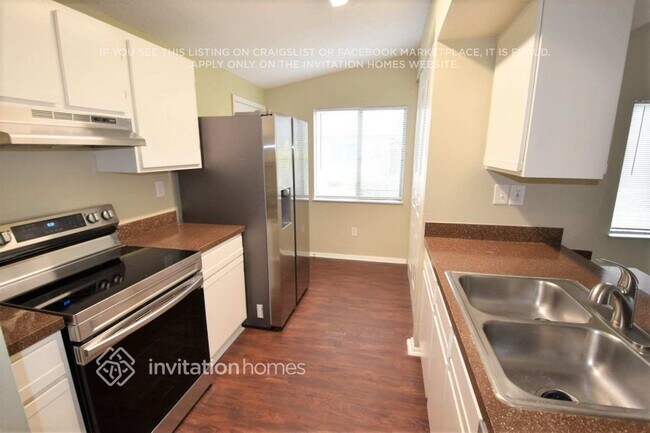 Foto del edificio - 3355 Ginsing Ln