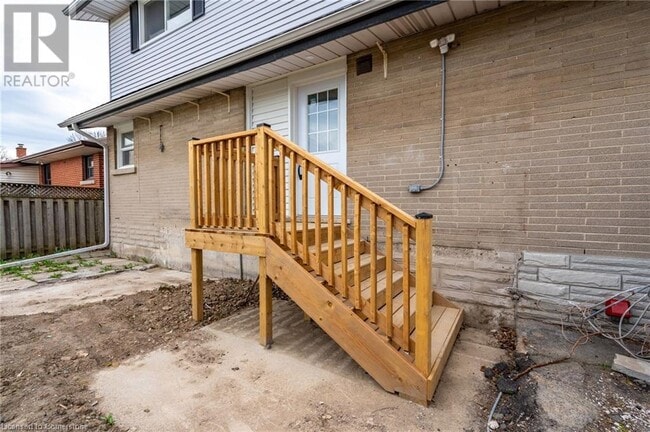 Building Photo - 51 Grandfield St