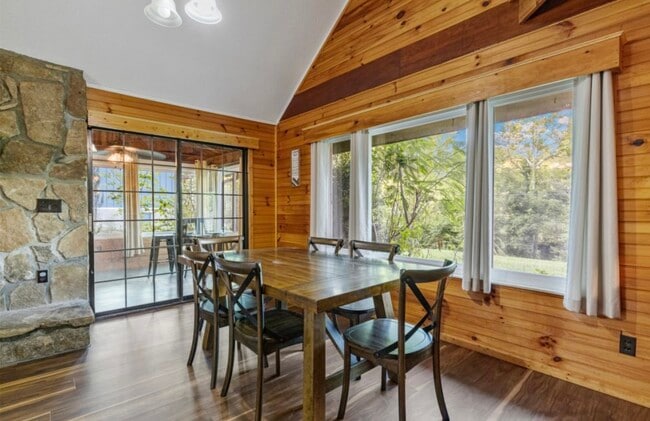 Foto del edificio - 3626 Pittman Center Rd