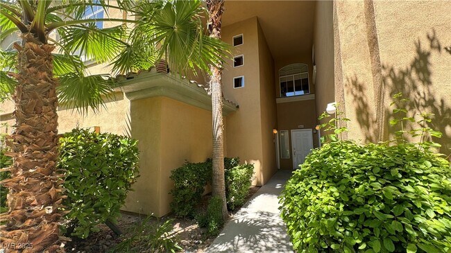 Foto del edificio - 8720 Red Brook Dr