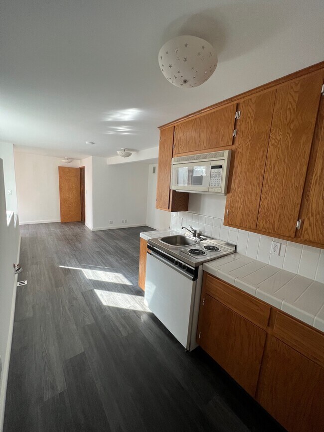 Foto del edificio - 12 Coach Rd