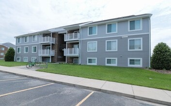 Building Photo - 1205 University Terrace