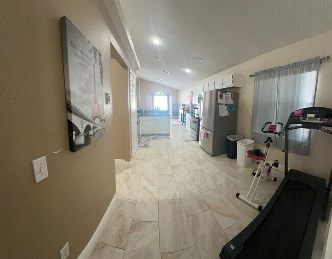 Foto del edificio - 414 Pine Cone Dr