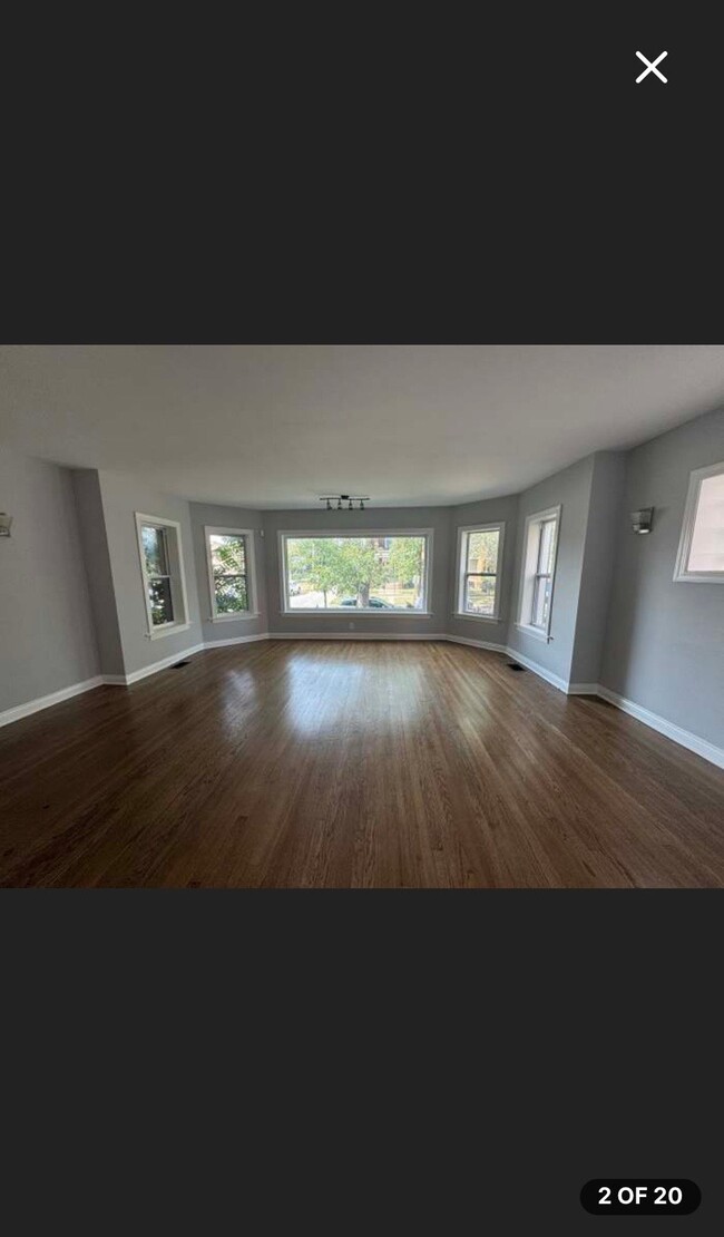 Building Photo - 7847 S Bennett Ave
