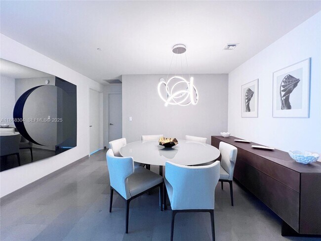 Foto del edificio - 68 SE 6th St