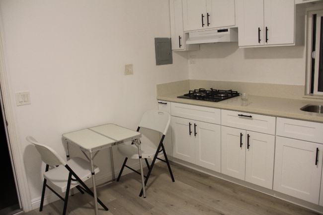 Foto del edificio - 355 E 181st St