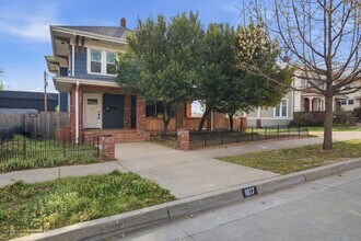 Building Photo - 1617 S Cheyenne Ave