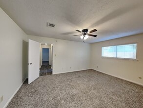Building Photo - 4907 Eagle Trail Dr