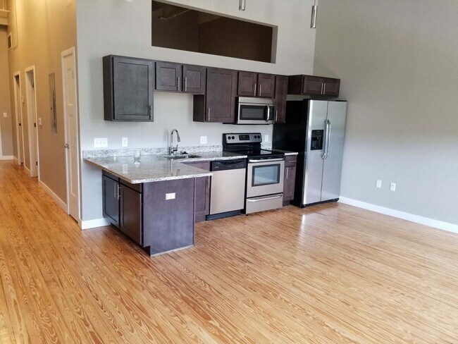 Foto del edificio - Commonwealth Landing Lofts