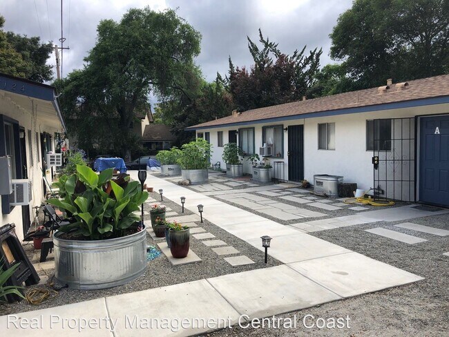 Foto del edificio - 7116 Sombrilla Ave