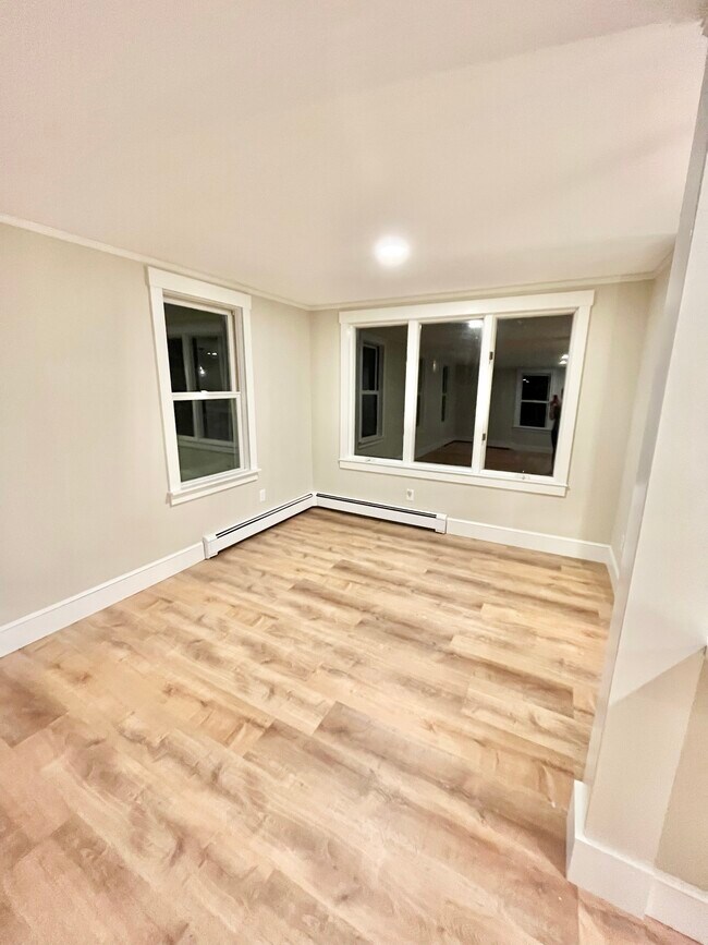 Comida - 64 Foreside Rd