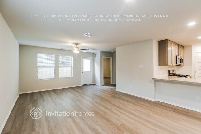 Foto del edificio - 24825 Scilla Wy