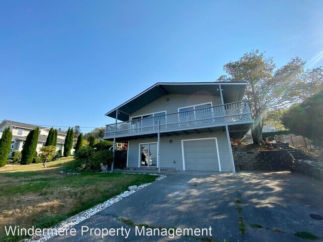 Foto del edificio - 3 br, 2 bath House - 6928 Holeman Ave