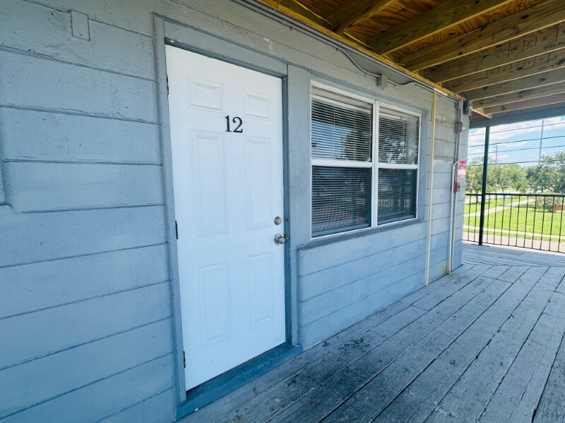 Foto principal - 680 22nd Ave S