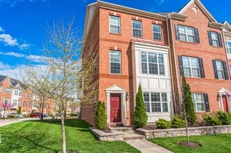 Building Photo - 7980 Blue Stream Dr