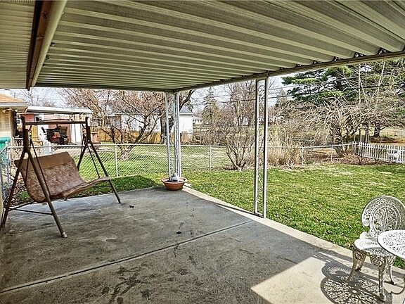 Primary Photo - 3776 Glaser Dr