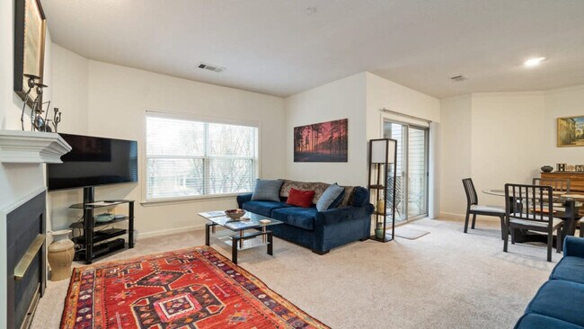 Foto del edificio - 3250 Eastover Ridge Dr