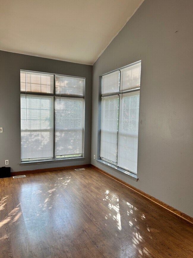 Foto del edificio - 22034 W Lakeland Trail