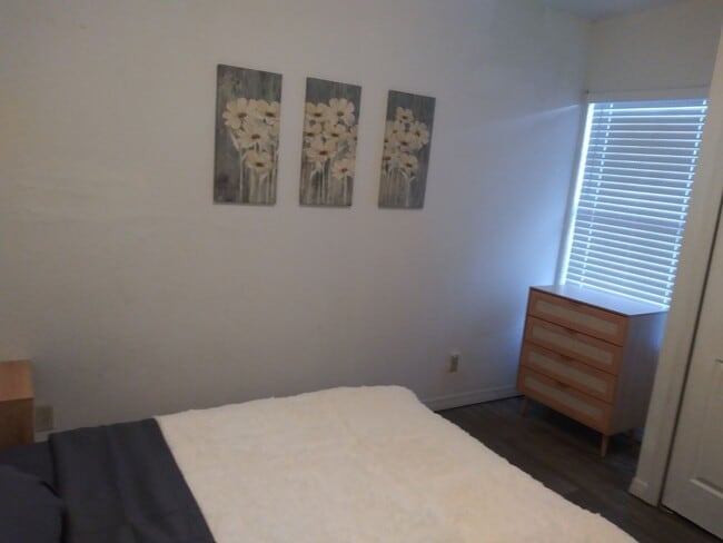 Foto del edificio - 6827 Rojo Ct