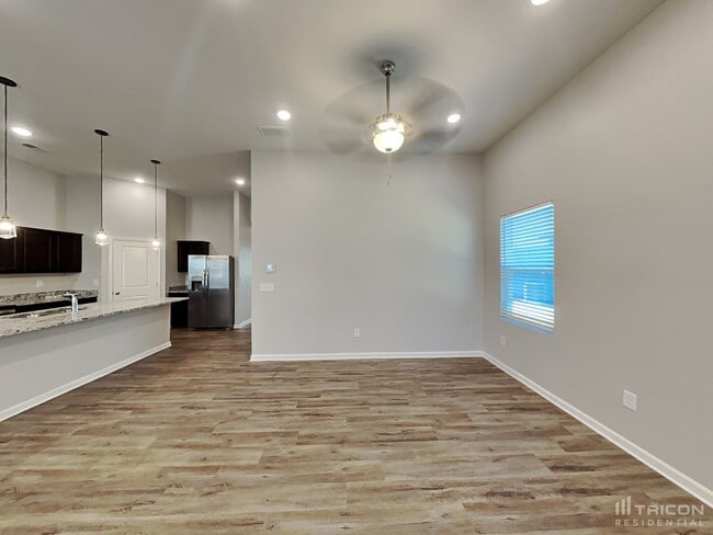 Building Photo - 131 Meriwether Ln