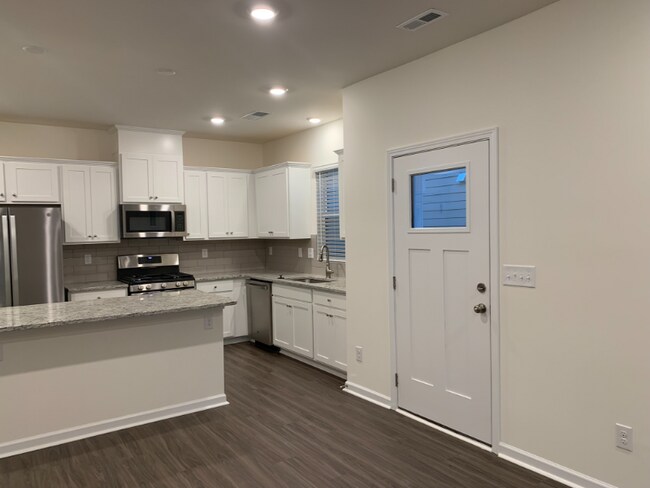 Foto del edificio - 8138 Ramsburg Dr