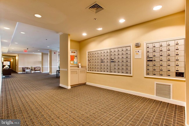 Building Photo - 1200 Braddock Pl