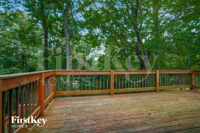 Building Photo - 3155 Lake Ranch Dr