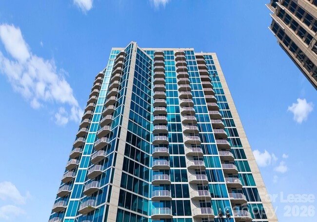 Foto del edificio - 210 N Church St