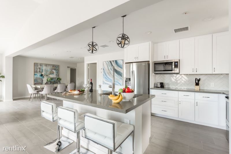 Foto principal - 6 br, 3 bath House - 7526 EAST CAMELBACK RD