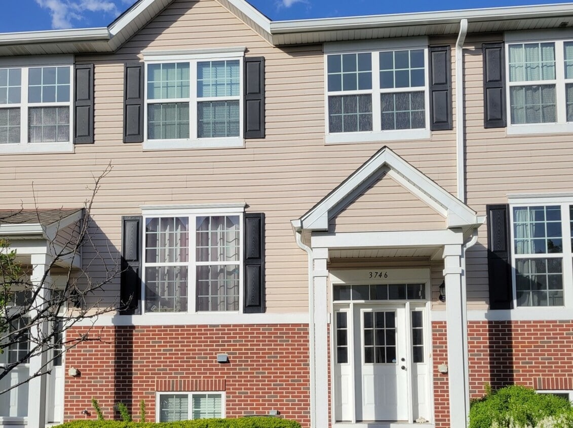 Foto principal - 3746 Bailey Rd
